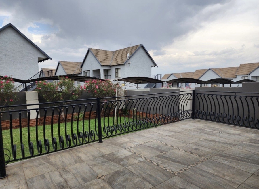 5 Bedroom Property for Sale in Doringkruin North West